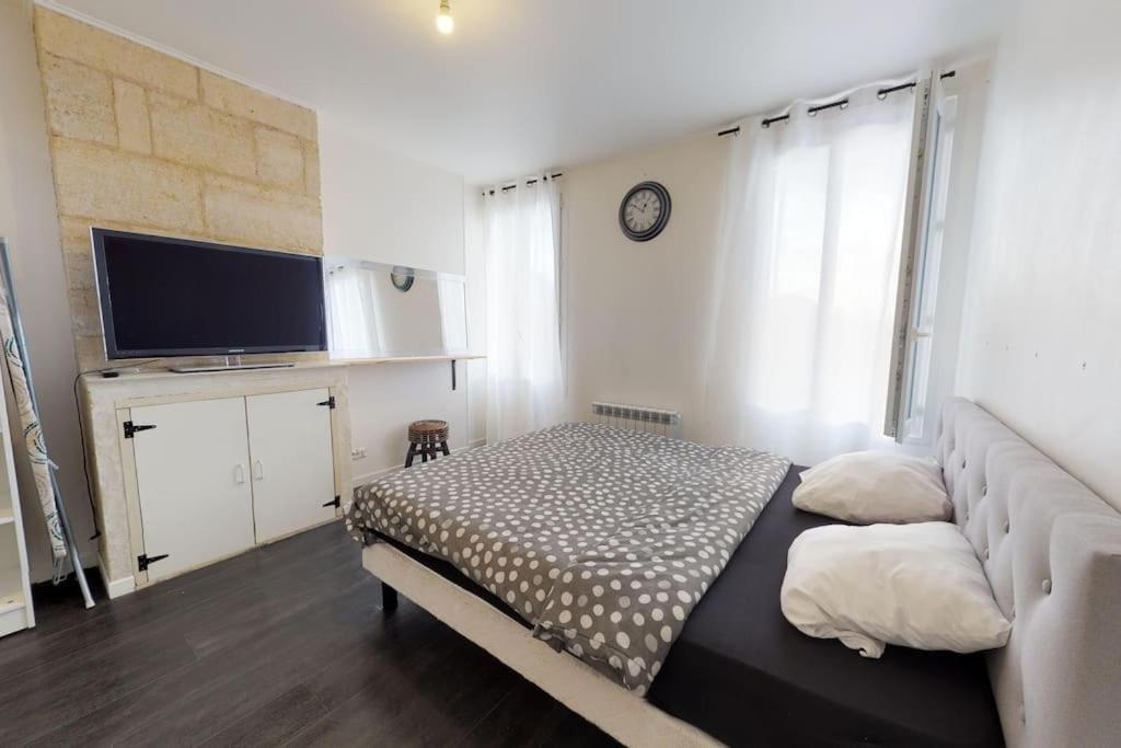 Bassens  Maison Familiale En Pierre A 10 Min De Bordeaux מראה חיצוני תמונה