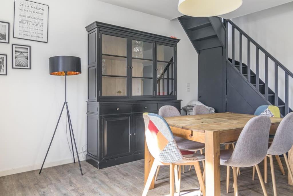 Bassens  Maison Familiale En Pierre A 10 Min De Bordeaux מראה חיצוני תמונה